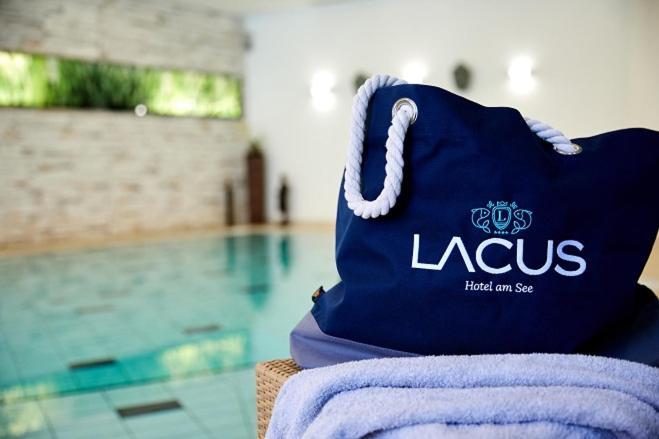 וויסנסי Lacus Hotel Am See מראה חיצוני תמונה
